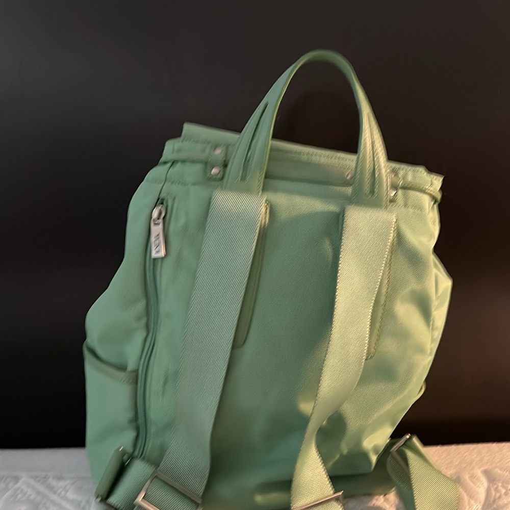 Tumi back pack - Picture 10 of 15